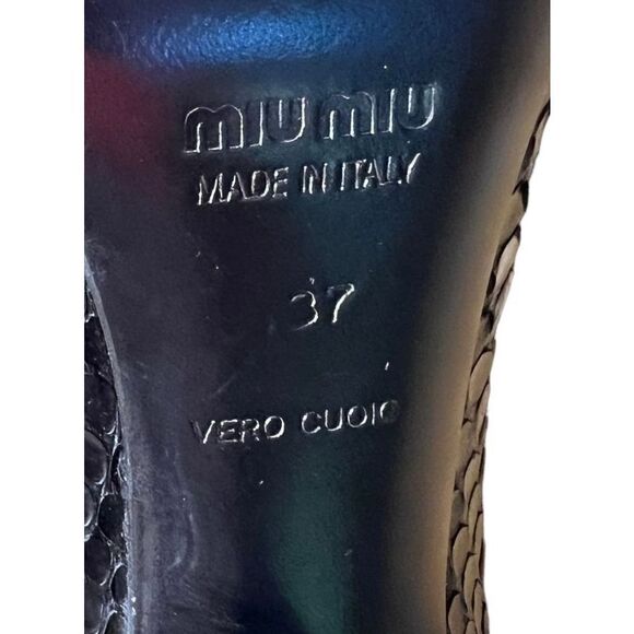 Miu Miu Black Snakeskin Leather Pointed Toe Pump Size 37 - Picture 6 of 8